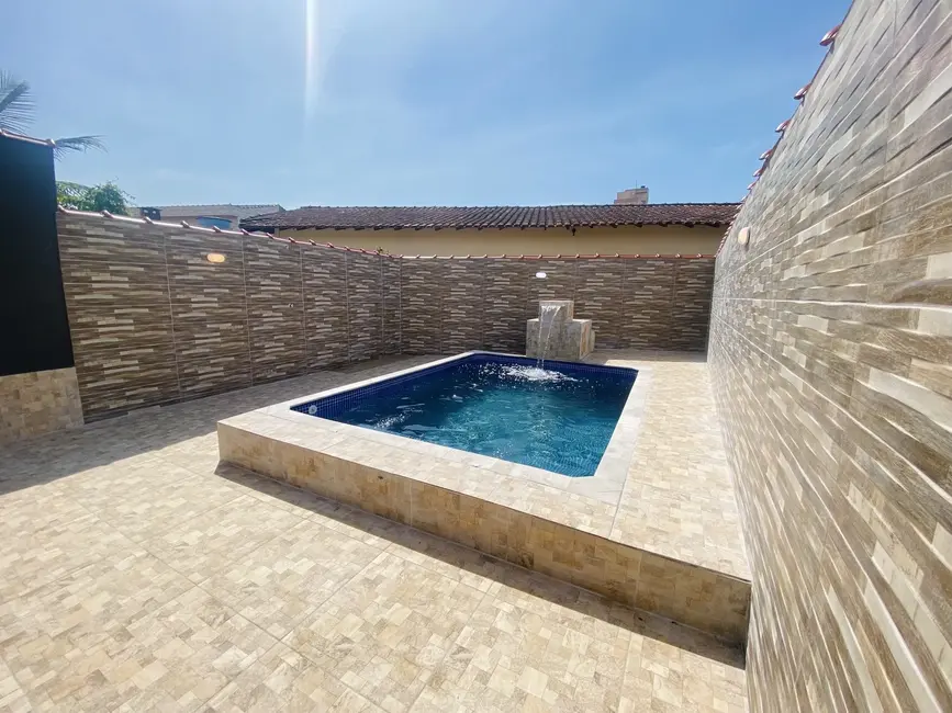 Casa com 2 quartos à venda, 81m2 em Agenor de Campos, Mongagua - SP - imagem 4 Foto 4 de Casa com 2 quartos à venda, 81m2 em Agenor de Campos, Mongagua - SP