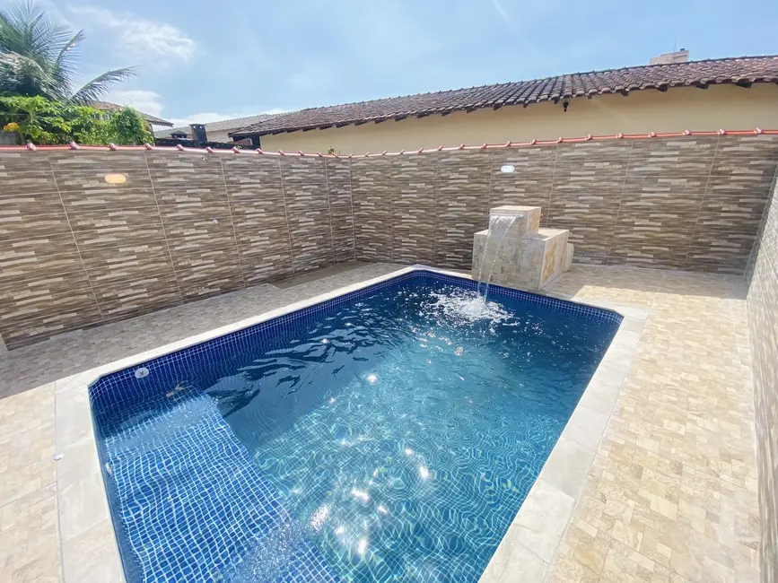 Casa com 2 quartos à venda, 81m2 em Agenor de Campos, Mongagua - SP - imagem 2 Foto 2 de Casa com 2 quartos à venda, 81m2 em Agenor de Campos, Mongagua - SP