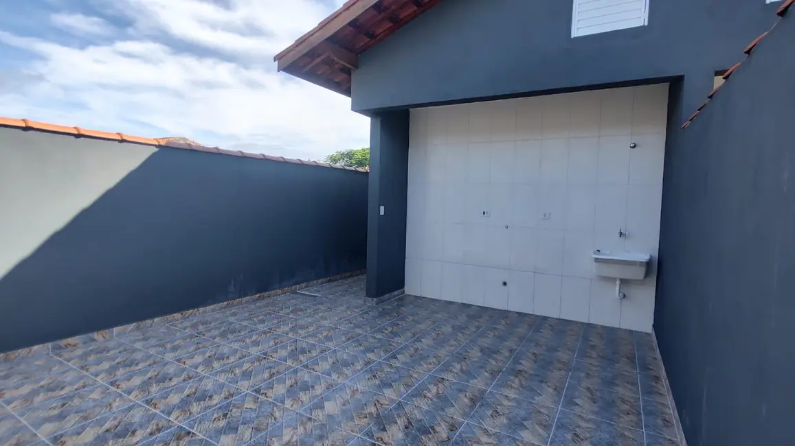 Foto 4 de Casa com 2 quartos à venda, 60m2 em Itanhaem - SP