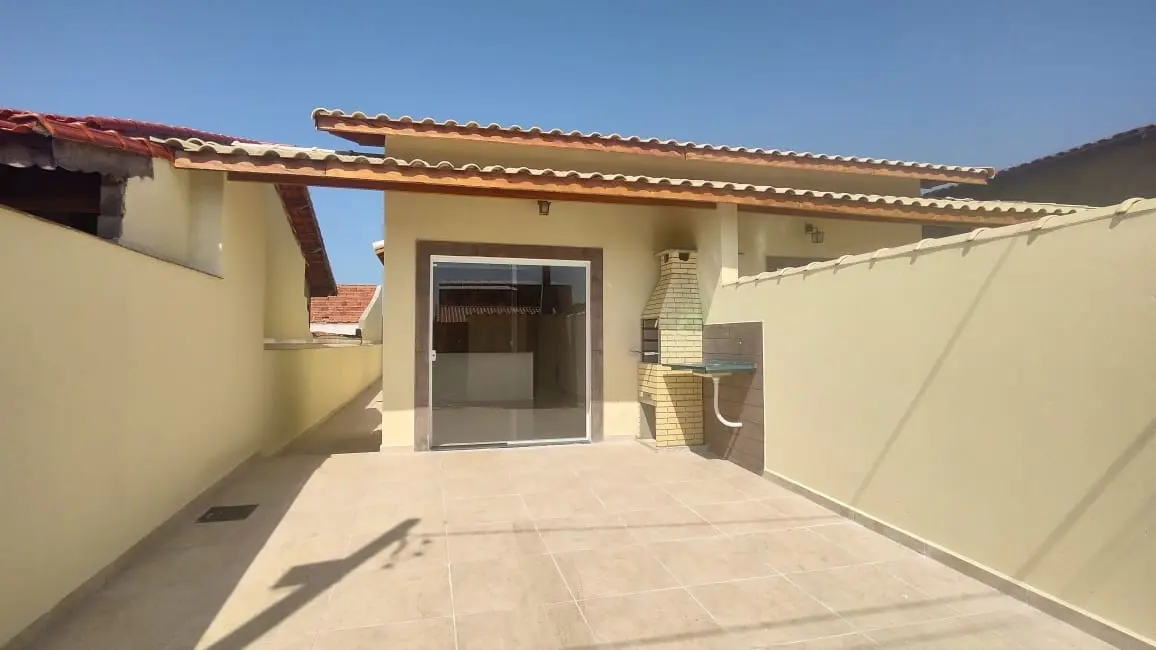 Foto 1 de Casa com 2 quartos à venda, 64m2 em Itanhaem - SP