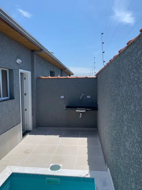 Foto 3 de Casa com 2 quartos à venda, 45m2 em Itanhaem - SP