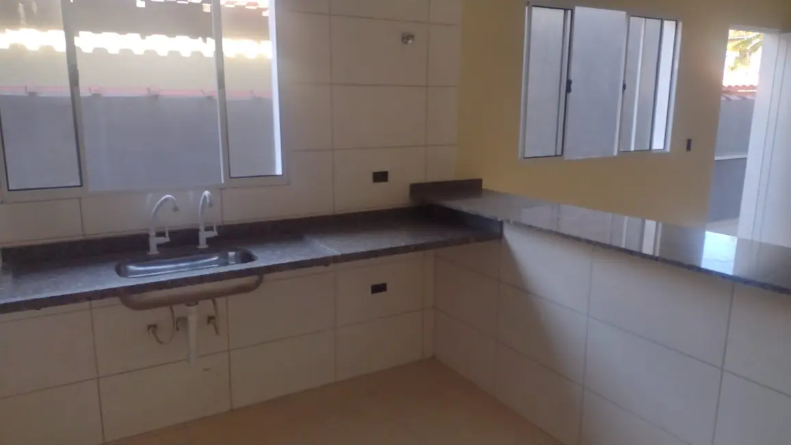 Foto 6 de Casa com 2 quartos à venda, 60m2 em Itanhaem - SP