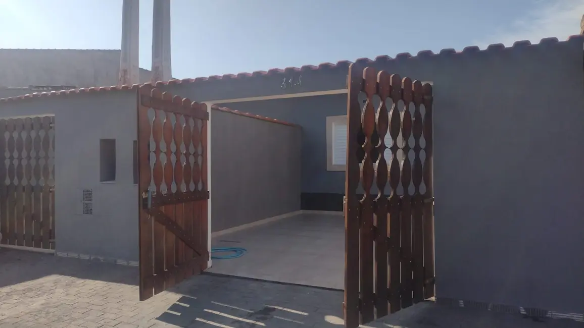 Foto 8 de Casa com 2 quartos à venda, 60m2 em Itanhaem - SP