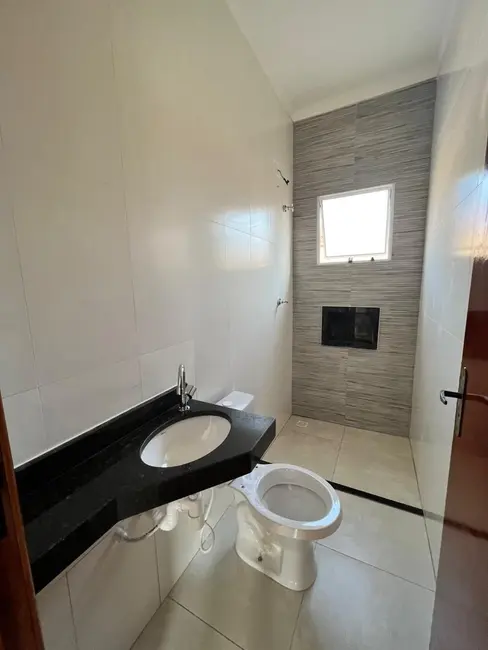 Casa de Condomínio com 2 quartos à venda, 50m2 em Itanhaem - SP - imagem 6 Foto 6 de Casa de Condomínio com 2 quartos à venda, 50m2 em Itanhaem - SP