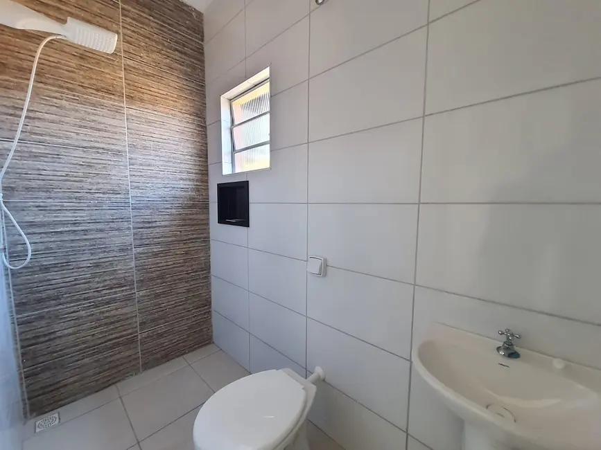 Foto 9 de Casa com 2 quartos à venda, 72m2 em Itanhaem - SP