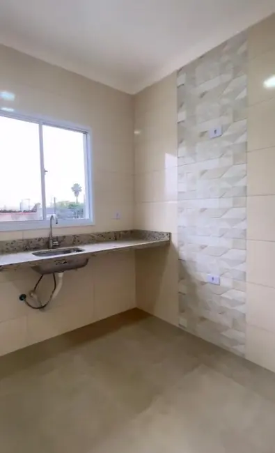 Casa com 2 quartos à venda, 58m2 em Sítio do Campo, Praia Grande - SP - imagem 4 Foto 4 de Casa com 2 quartos à venda, 58m2 em Sítio do Campo, Praia Grande - SP