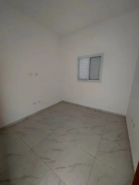 Casa com 2 quartos à venda, 59m2 em Caiçara, Praia Grande - SP - imagem 3 Foto 3 de Casa com 2 quartos à venda, 59m2 em Caiçara, Praia Grande - SP