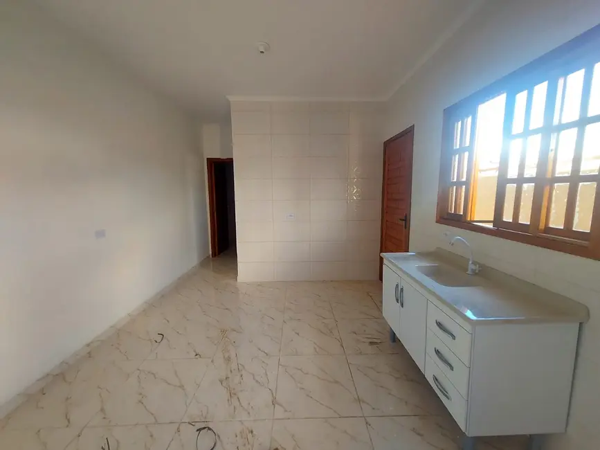Casa com 2 quartos à venda, 50m2 em Itanhaem - SP - imagem 8 Foto 8 de Casa com 2 quartos à venda, 50m2 em Itanhaem - SP