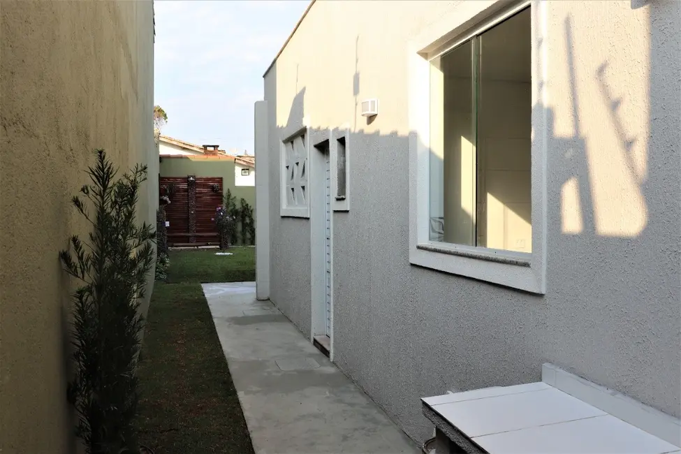 Foto 2 de Casa com 3 quartos à venda, 120m2 em Itanhaem - SP