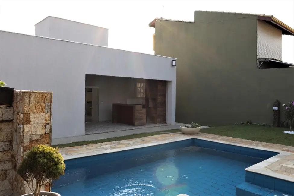 Foto 5 de Casa com 3 quartos à venda, 120m2 em Itanhaem - SP