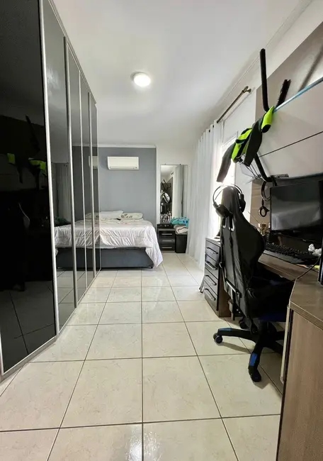 Foto 7 de Apartamento com 3 quartos à venda, 170m2 em Tupi, Praia Grande - SP
