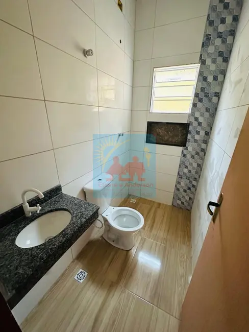 Foto 5 de Casa com 2 quartos à venda, 62m2 em Itanhaem - SP