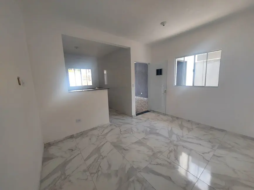 Foto 8 de Casa com 2 quartos à venda, 80m2 em Itanhaem - SP