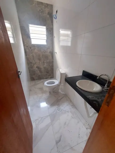 Foto 6 de Casa com 2 quartos à venda, 80m2 em Itanhaem - SP