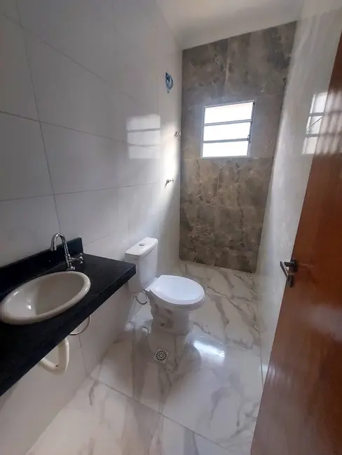 Foto 4 de Casa com 3 quartos à venda, 94m2 em Itanhaem - SP