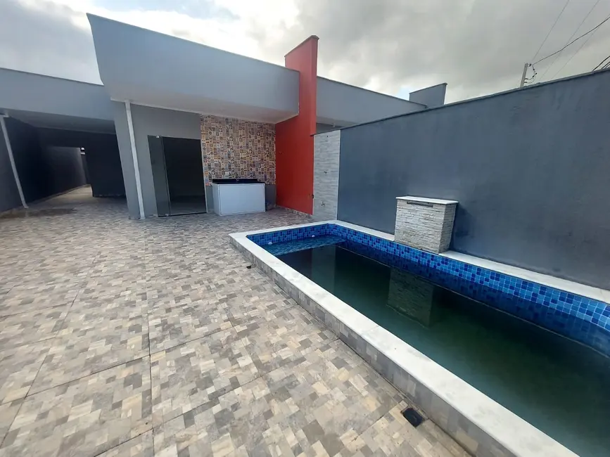 Foto 3 de Casa com 3 quartos à venda, 94m2 em Itanhaem - SP