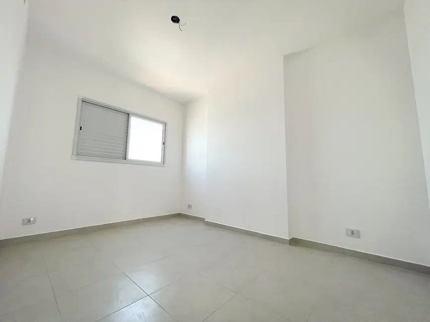 Foto 2 de Apartamento com 2 quartos à venda, 73m2 em Mongagua - SP