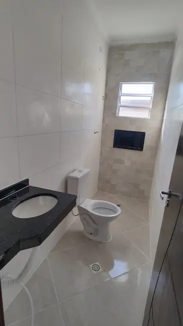 Foto 9 de Casa com 2 quartos à venda, 60m2 em Mongagua - SP