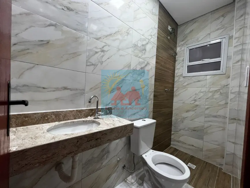 Foto 5 de Casa com 2 quartos à venda, 43m2 em Maracanã, Praia Grande - SP