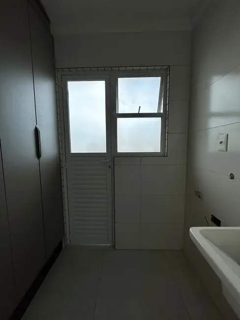 Apartamento com 2 quartos à venda, 67m2 em Guilhermina, Praia Grande - SP - imagem 5 Foto 5 de Apartamento com 2 quartos à venda, 67m2 em Guilhermina, Praia Grande - SP