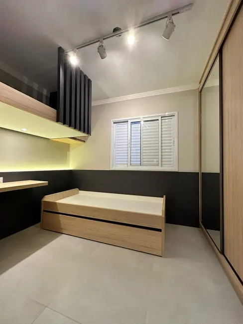 Apartamento com 2 quartos à venda, 67m2 em Guilhermina, Praia Grande - SP - imagem 3 Foto 3 de Apartamento com 2 quartos à venda, 67m2 em Guilhermina, Praia Grande - SP