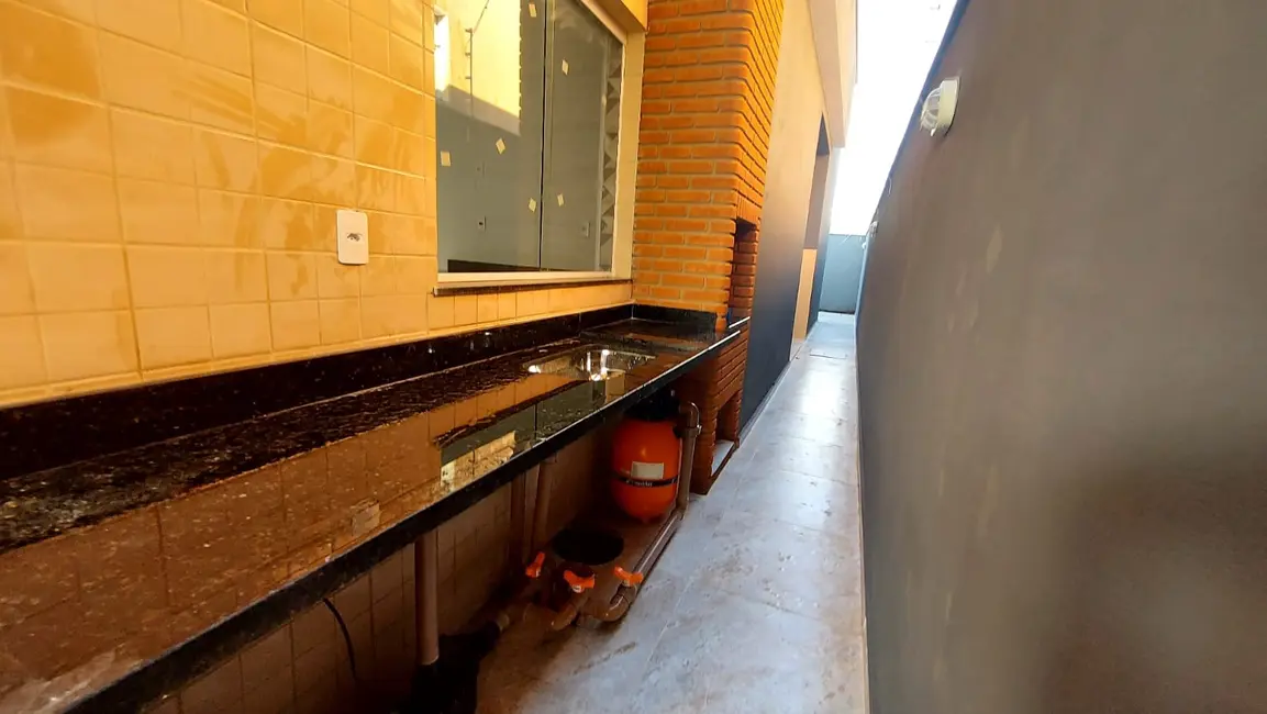 Casa com 2 quartos à venda, 74m2 em Peruibe - SP - imagem 7 Foto 7 de Casa com 2 quartos à venda, 74m2 em Peruibe - SP