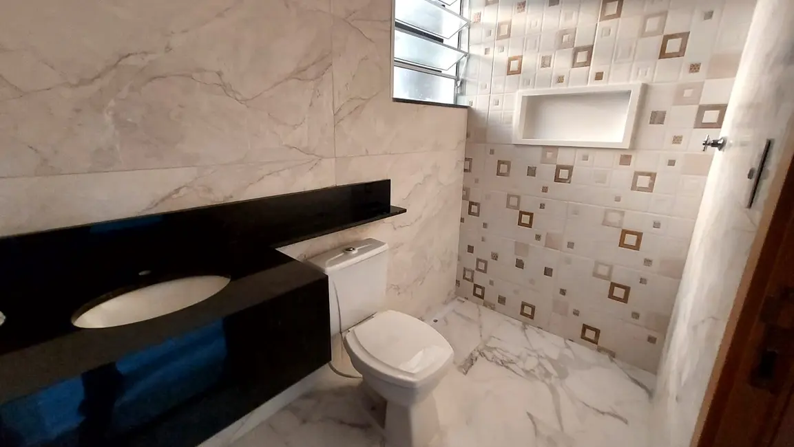 Casa com 2 quartos à venda, 74m2 em Peruibe - SP - imagem 5 Foto 5 de Casa com 2 quartos à venda, 74m2 em Peruibe - SP