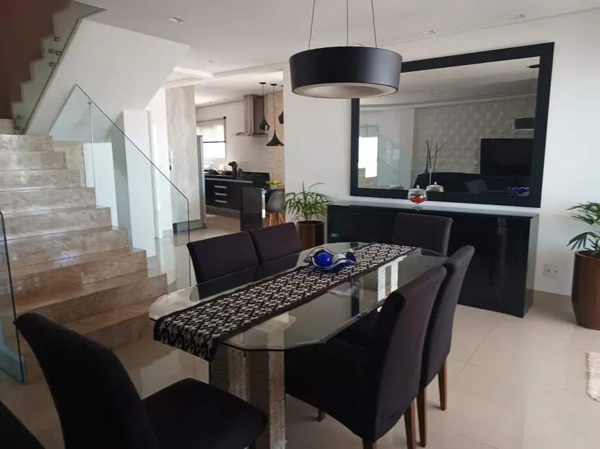 Apartamento com 4 quartos à venda, 315m2 em Canto do Forte, Praia Grande - SP - imagem 5 Foto 5 de Apartamento com 4 quartos à venda, 315m2 em Canto do Forte, Praia Grande - SP