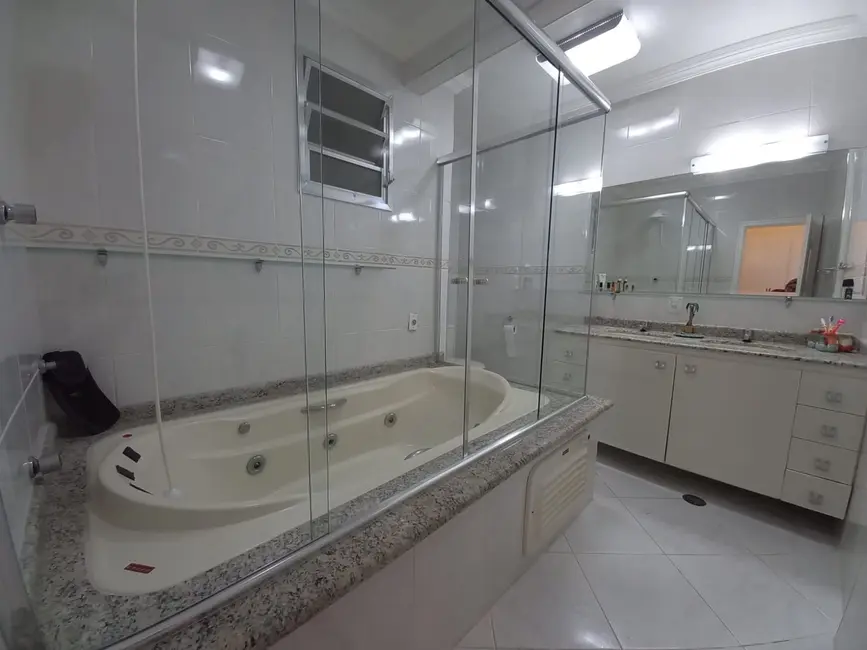 Apartamento com 4 quartos à venda, 400m2 em Canto do Forte, Praia Grande - SP - imagem 6 Foto 6 de Apartamento com 4 quartos à venda, 400m2 em Canto do Forte, Praia Grande - SP