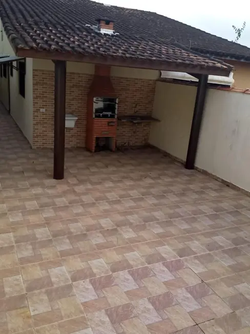 Foto 5 de Casa com 2 quartos à venda, 79m2 em Mongagua - SP