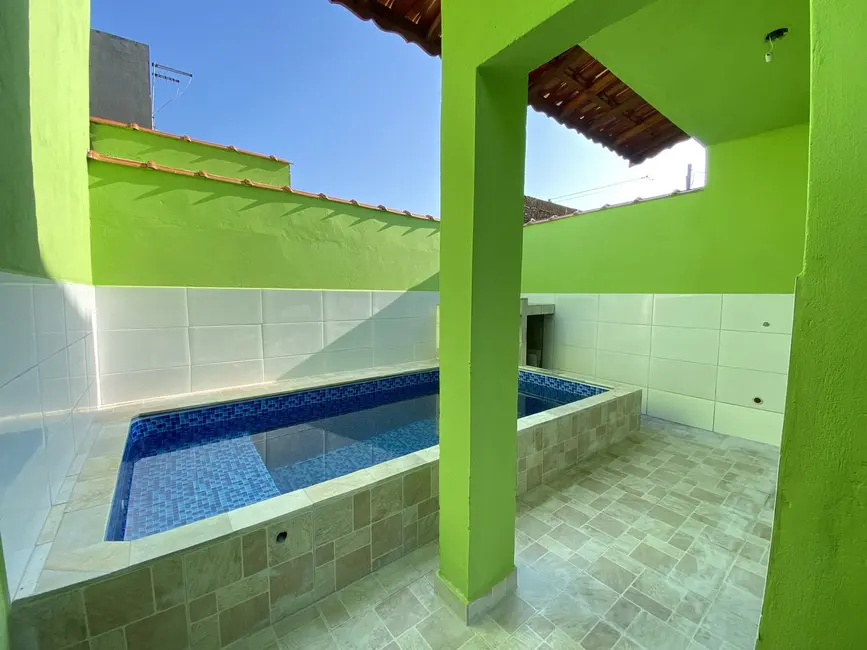 Foto 3 de Casa com 2 quartos à venda, 70m2 em Mongagua - SP