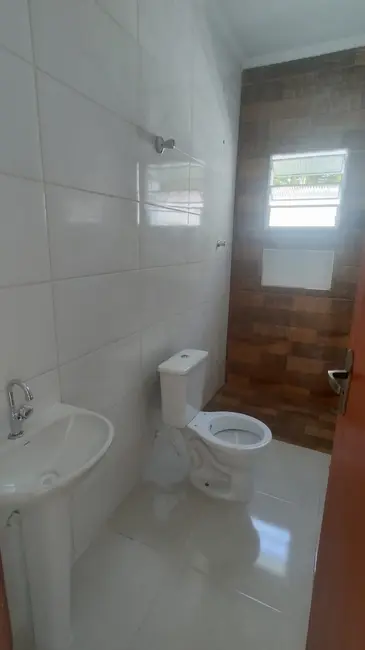Foto 5 de Casa com 2 quartos à venda, 60m2 em Mongagua - SP