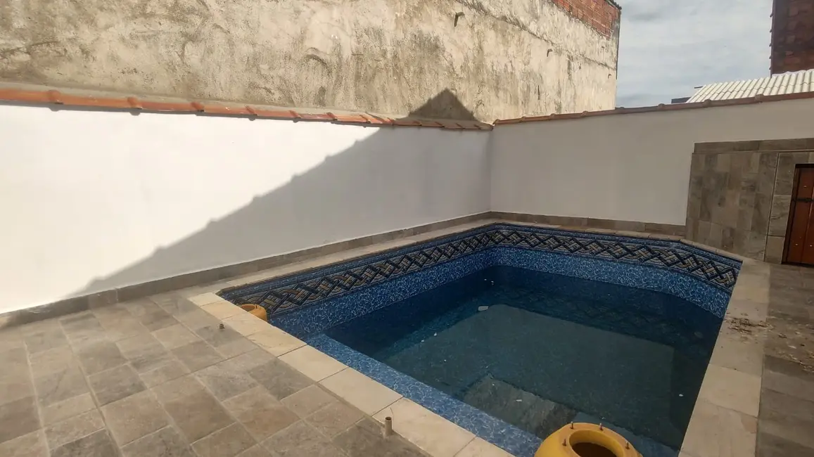 Foto 3 de Casa com 2 quartos à venda, 60m2 em Mongagua - SP