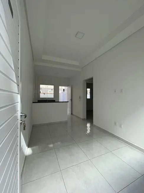 Foto 1 de Casa com 2 quartos à venda, 50m2 em Japuí, Sao Vicente - SP