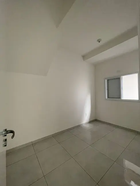 Foto 5 de Casa com 2 quartos à venda, 50m2 em Japuí, Sao Vicente - SP
