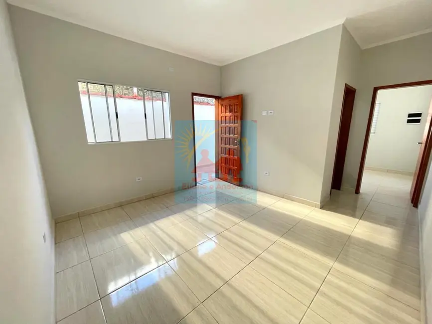Foto 6 de Casa com 2 quartos à venda, 56m2 em Mongagua - SP