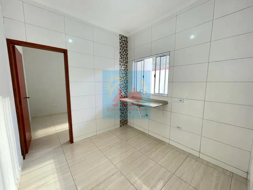 Foto 7 de Casa com 2 quartos à venda, 56m2 em Mongagua - SP