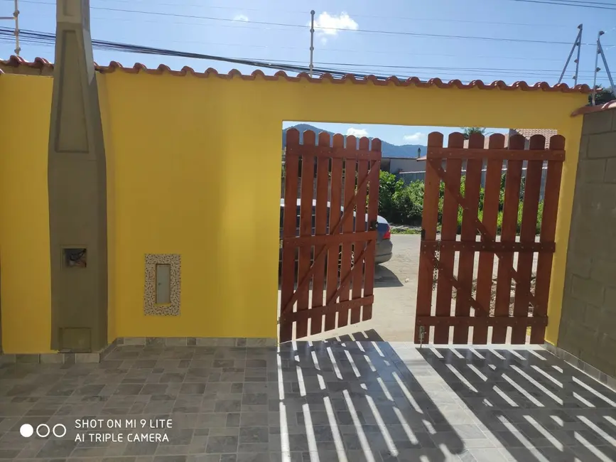 Foto 8 de Casa com 2 quartos à venda, 60m2 em Itanhaem - SP