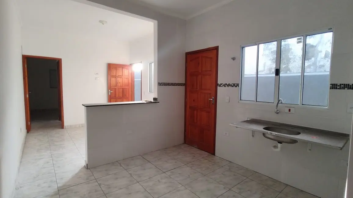 Foto 9 de Casa com 2 quartos à venda, 70m2 em Mongagua - SP