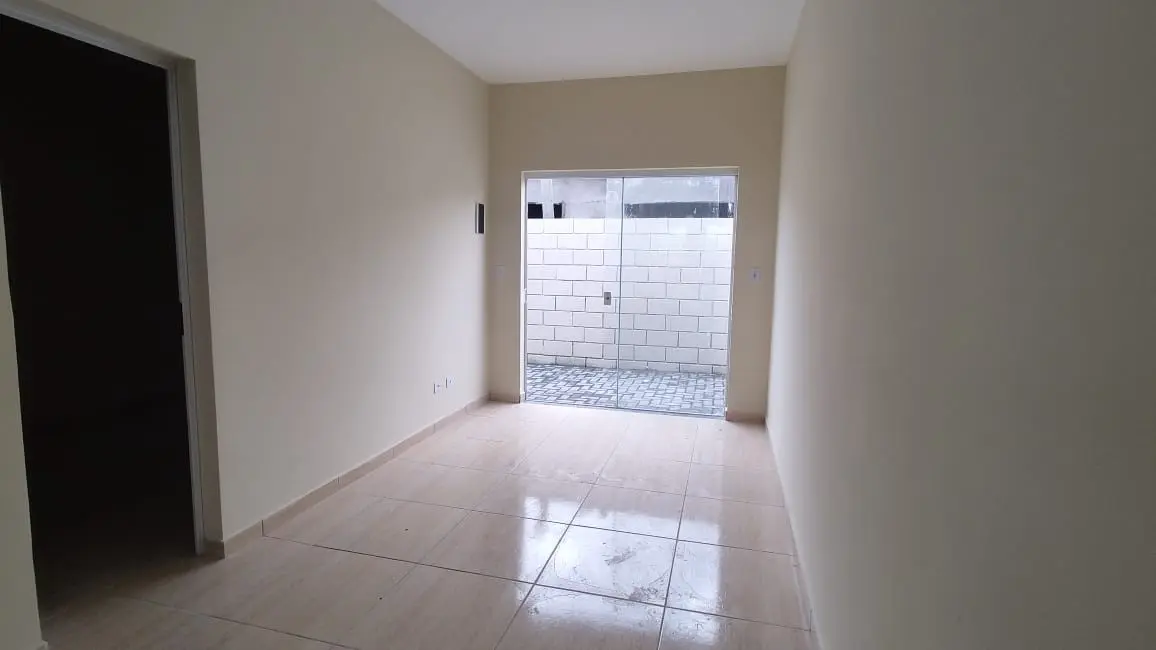 Foto 6 de Casa com 2 quartos à venda, 43m2 em Itanhaem - SP