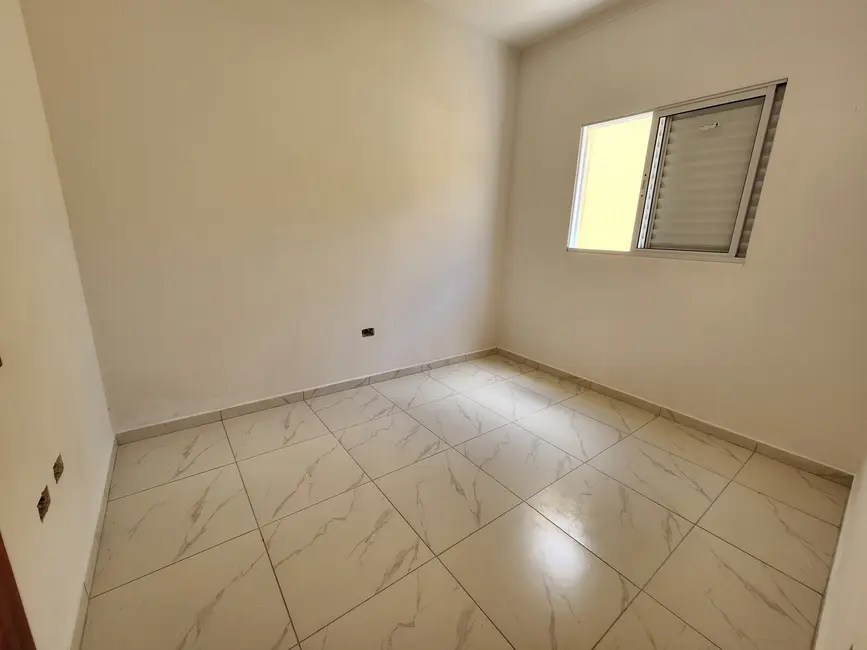 Foto 8 de Casa com 2 quartos à venda, 75m2 em Itanhaem - SP