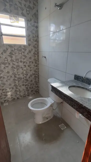 Foto 8 de Casa com 2 quartos à venda, 59m2 em Itanhaem - SP