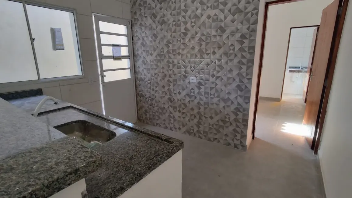 Foto 9 de Casa com 2 quartos à venda, 59m2 em Itanhaem - SP