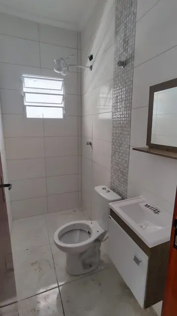 Foto 2 de Casa com 3 quartos à venda, 105m2 em Mongagua - SP