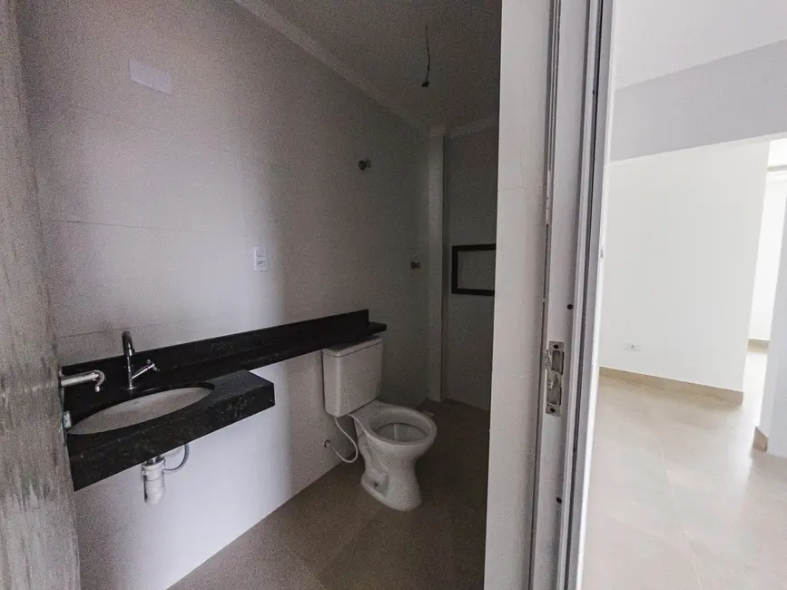 Foto 2 de Casa com 2 quartos à venda, 55m2 em Mirim, Praia Grande - SP