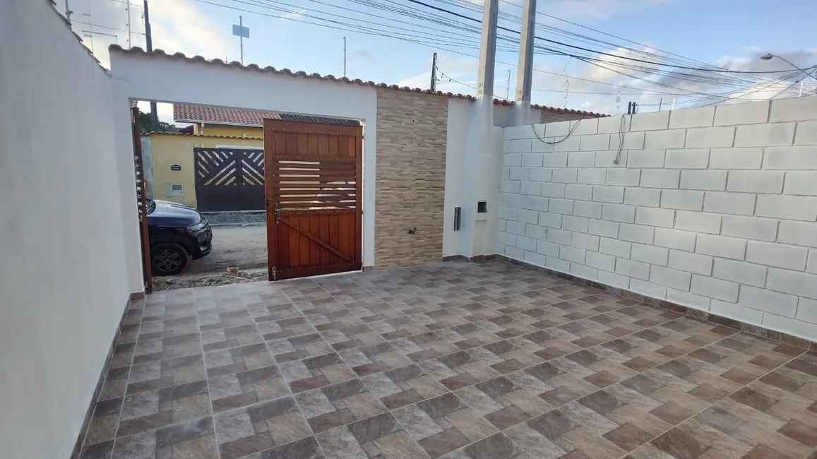 Casa com 2 quartos à venda, 60m2 em Itanhaem - SP - imagem 9 Foto 9 de Casa com 2 quartos à venda, 60m2 em Itanhaem - SP