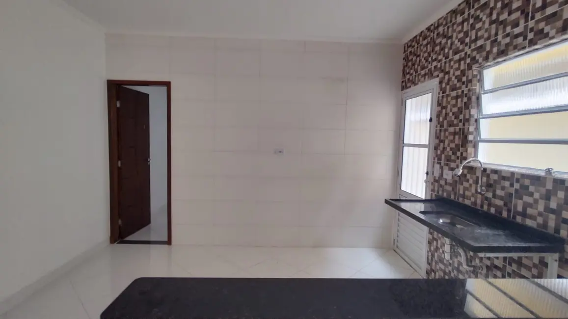 Foto 8 de Casa com 2 quartos à venda, 60m2 em Mongagua - SP