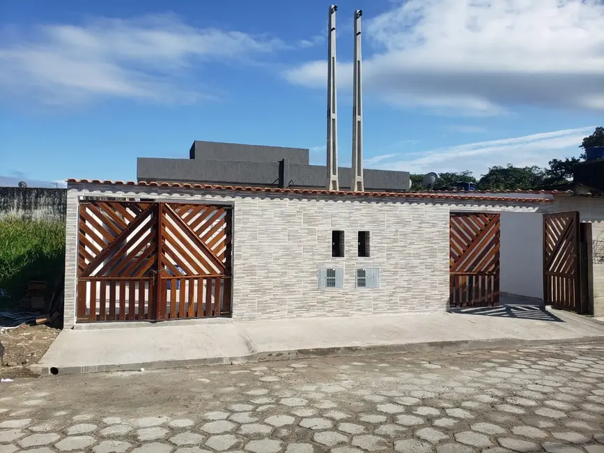 Foto 3 de Casa com 2 quartos à venda, 56m2 em Itanhaem - SP