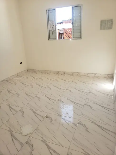 Foto 5 de Casa com 2 quartos à venda, 56m2 em Itanhaem - SP