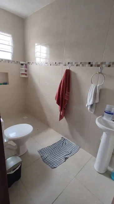 Foto 4 de Casa com 2 quartos à venda, 67m2 em Itanhaem - SP